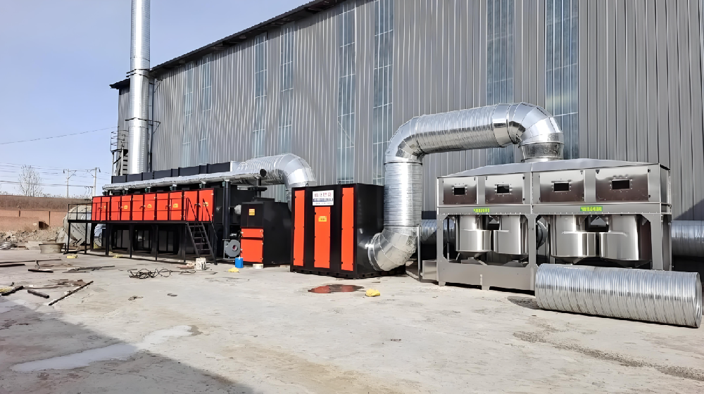 鄭州催化燃燒設(shè)備生產(chǎn)車(chē)間實(shí)景圖