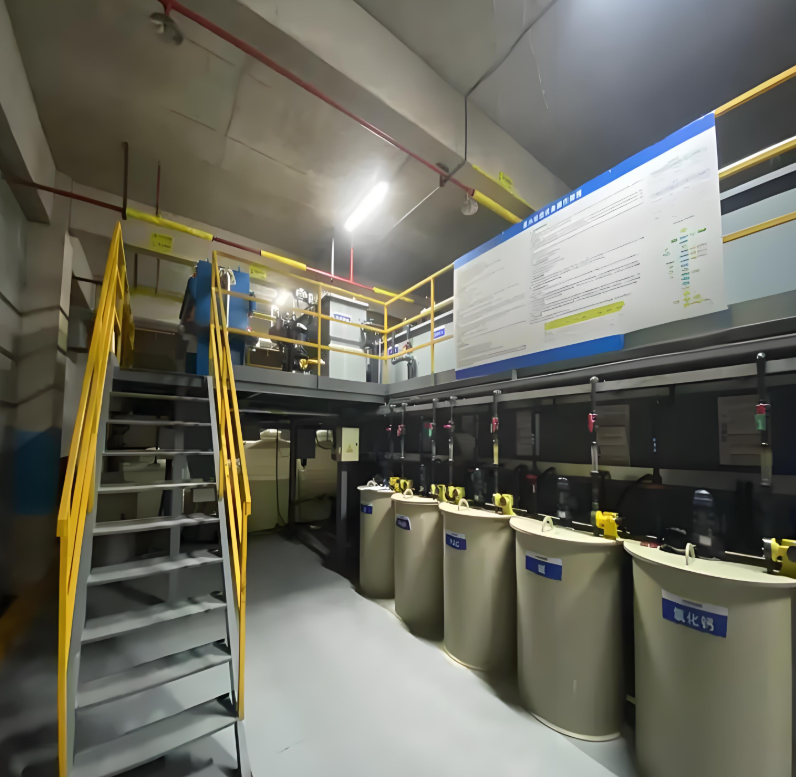 VOCs治理設備日常維護操作場景