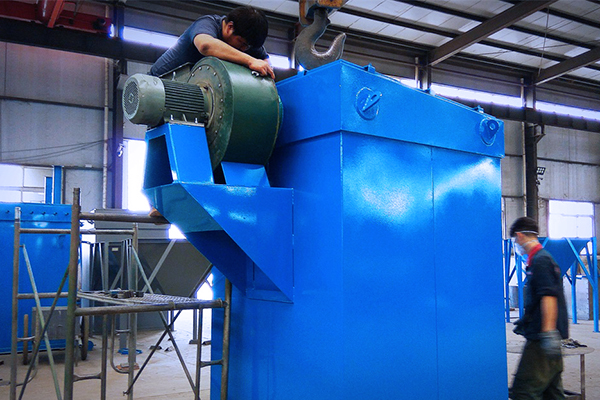 布袋除塵器樸華科技車間生產(chǎn)中